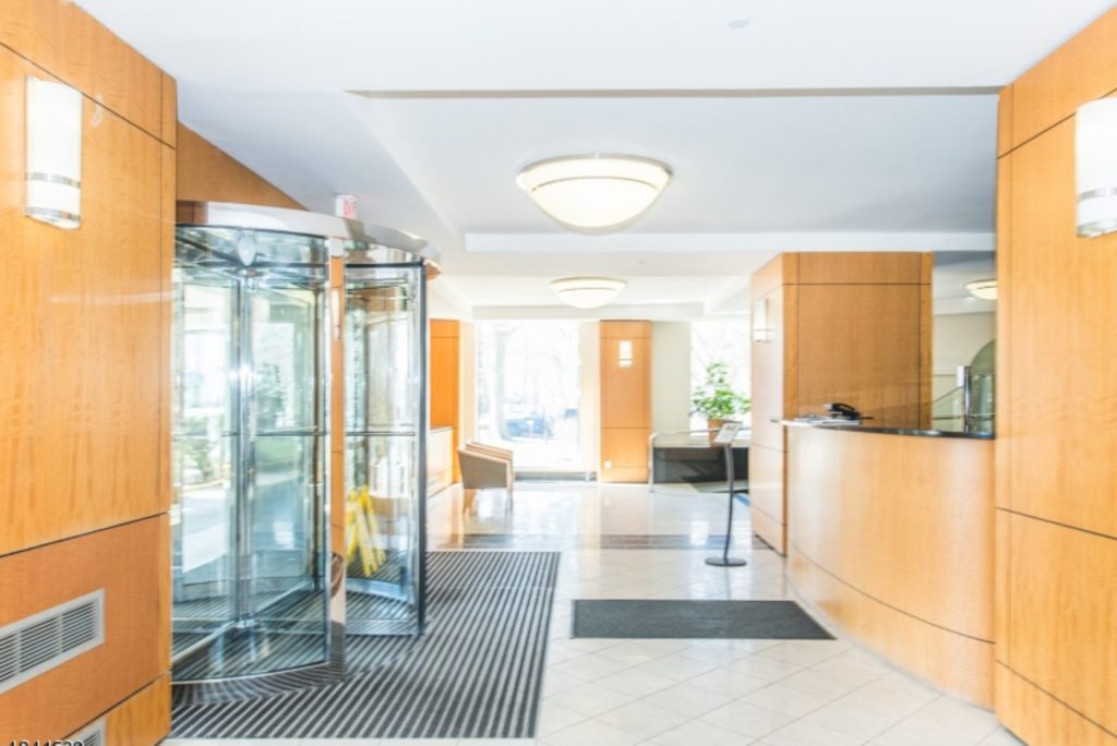 Sales & Rentals Harrison Park Towers